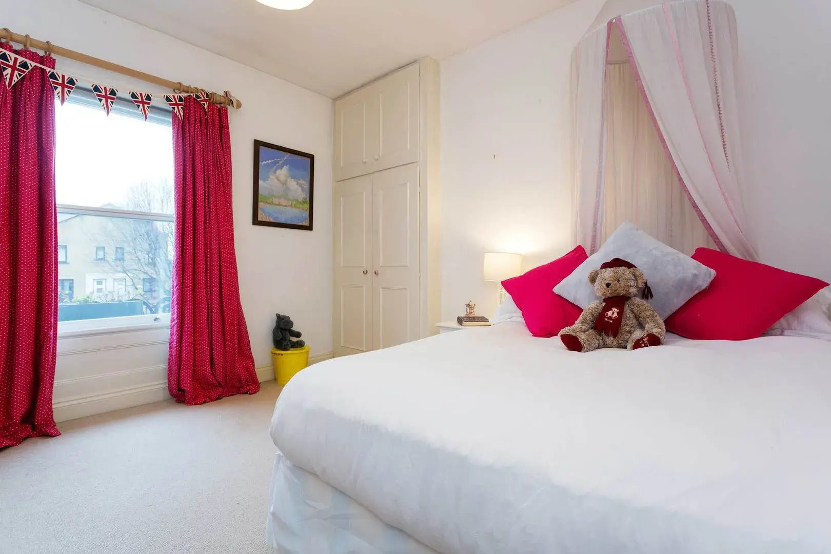 Goldhawk Road, holiday home in London