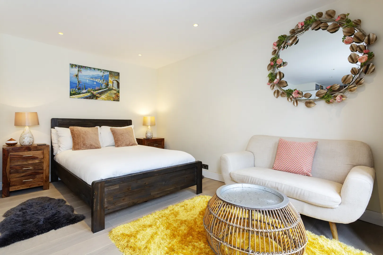 Russell Gardens Mews, holiday home in Kensington, London