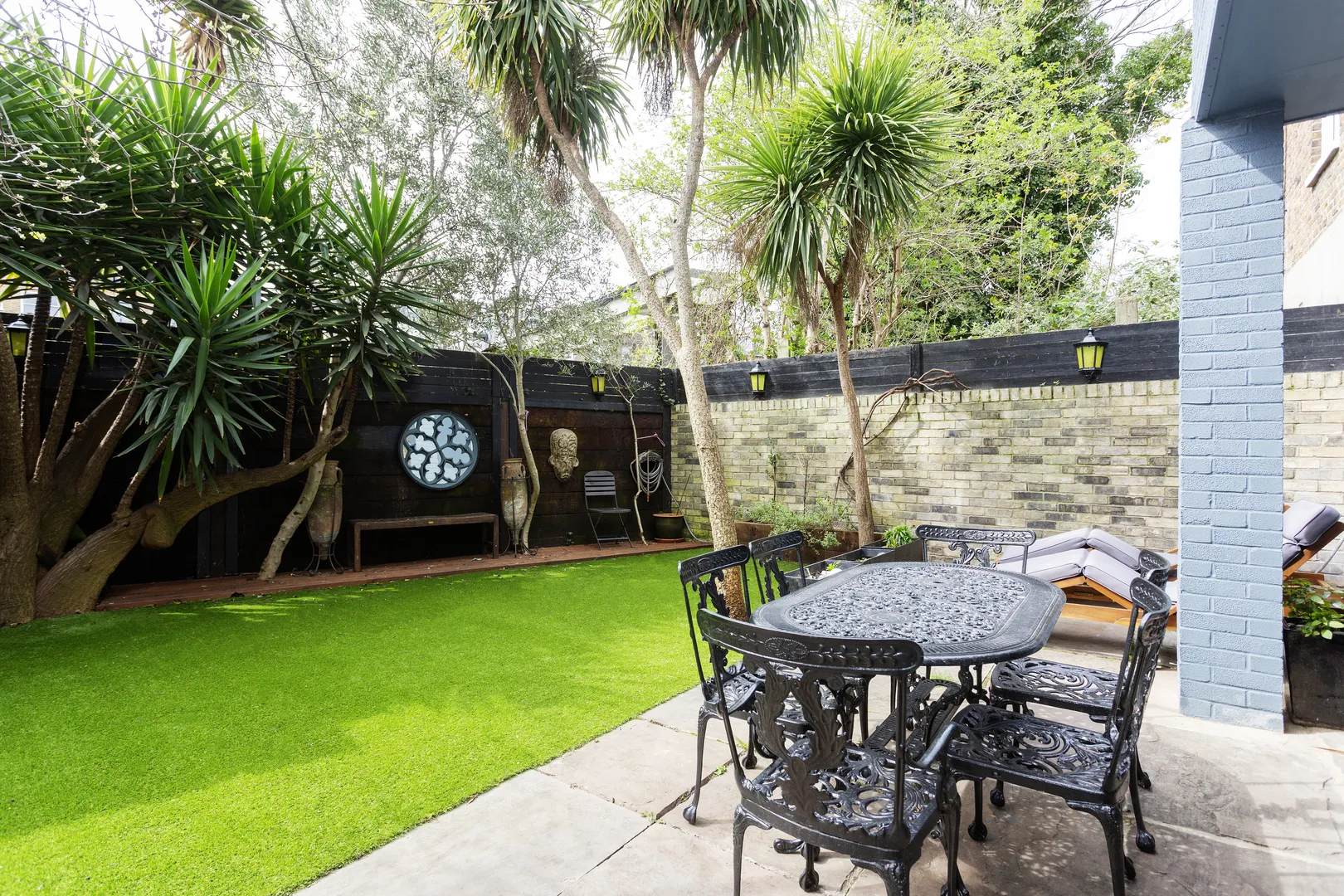 Russell Gardens Mews, holiday home in Kensington, London