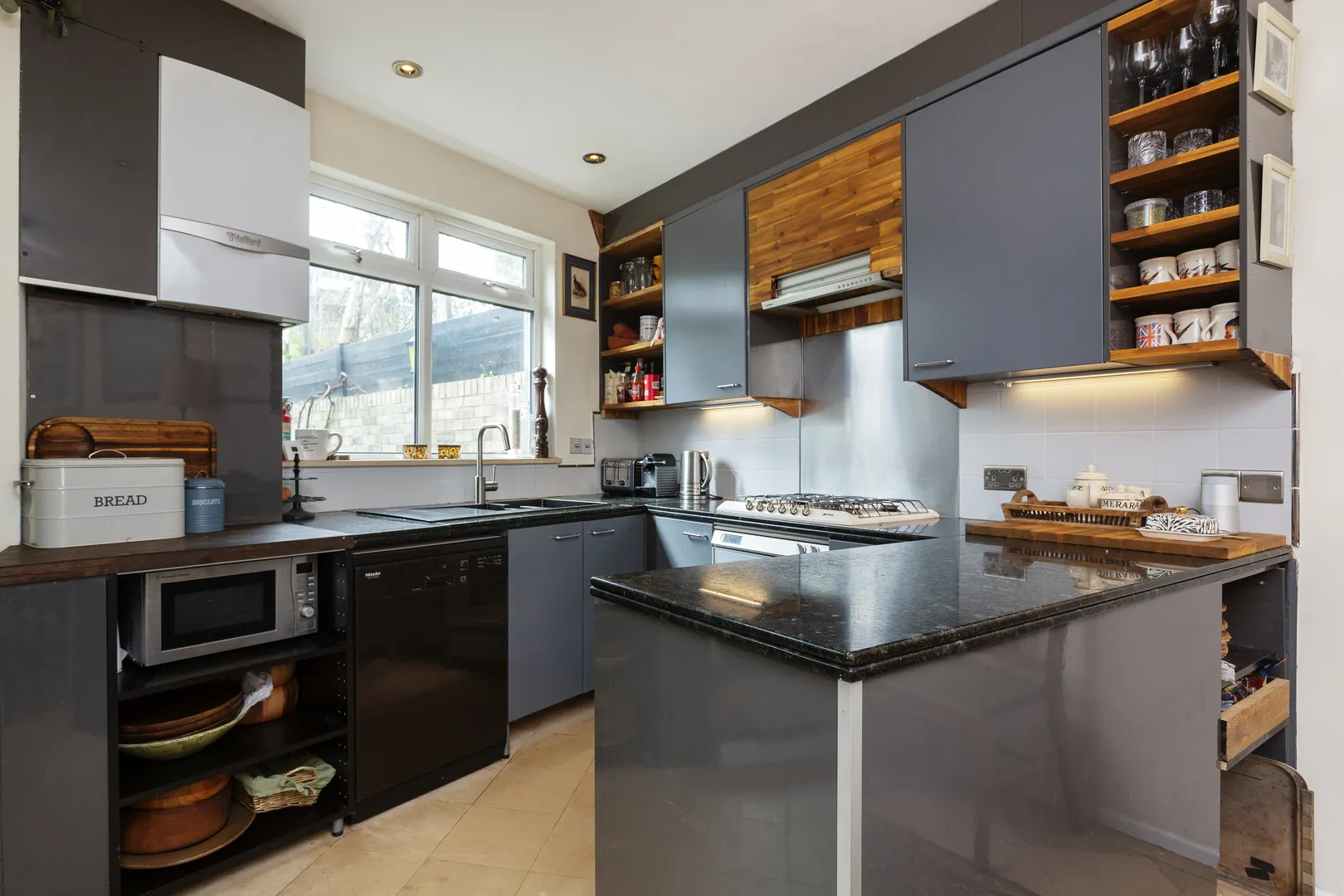 Russell Gardens Mews, holiday home in Kensington, London