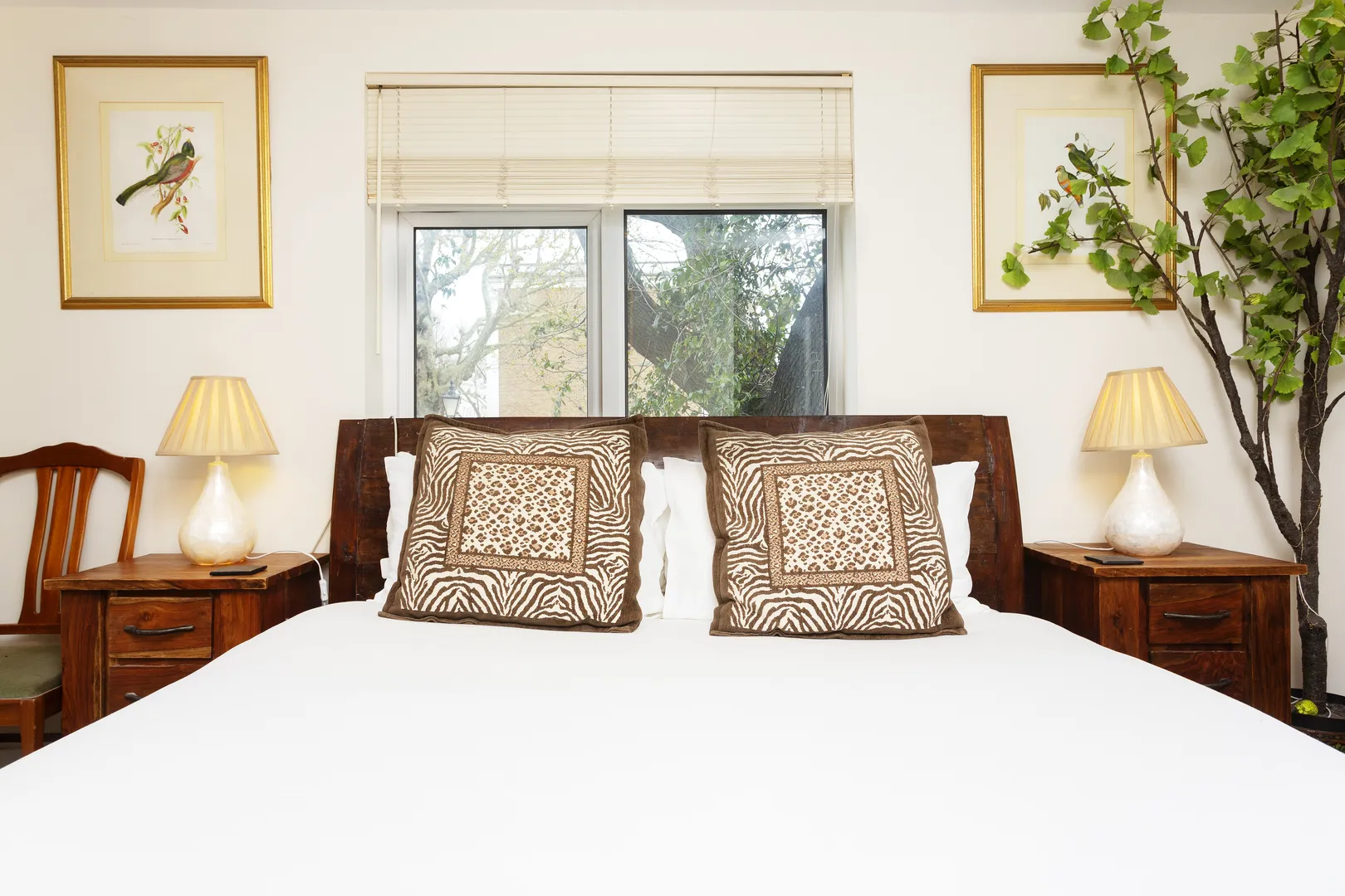 Russell Gardens Mews, holiday home in Kensington, London