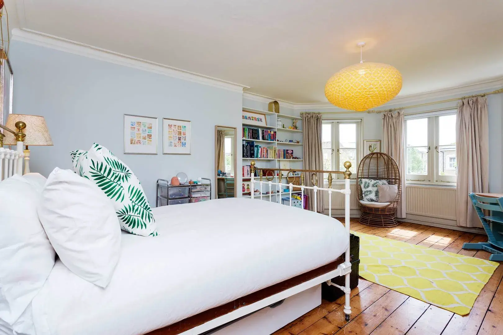 Upper Richmond Road West, holiday home in London