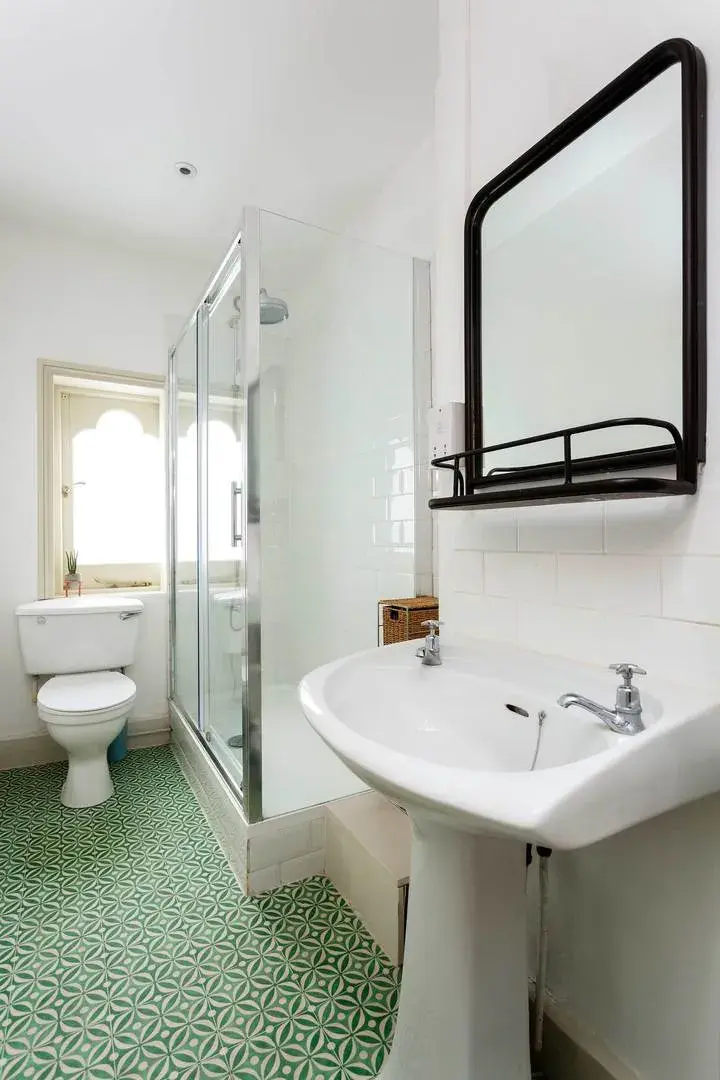 Upper Richmond Road West, holiday home in London