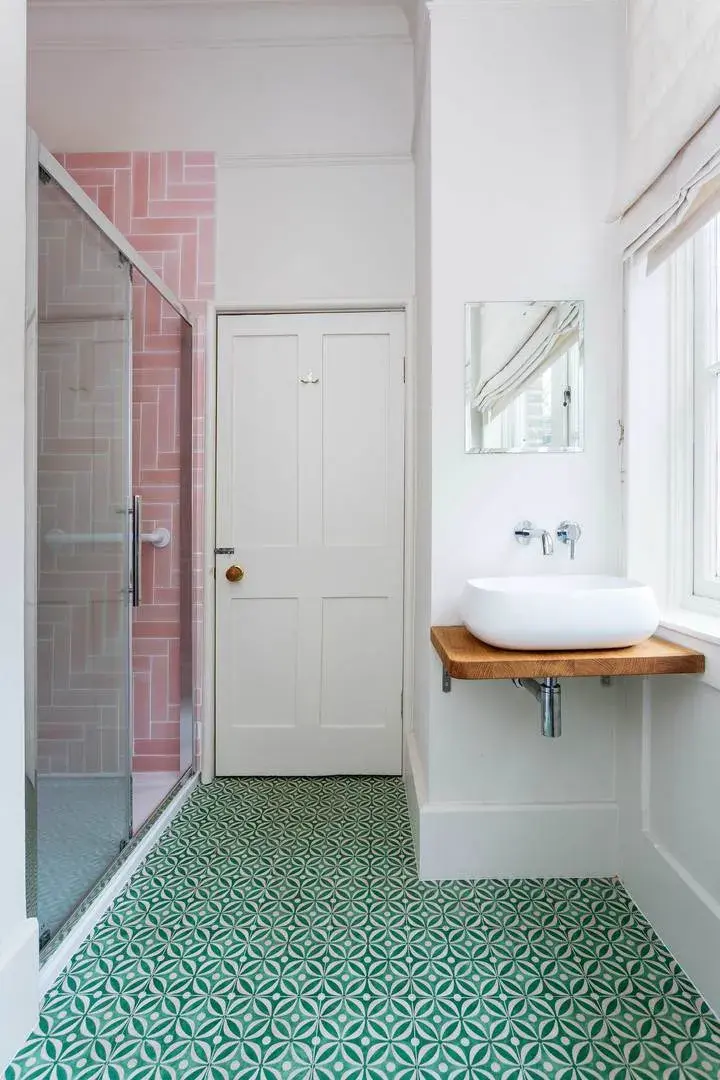 Upper Richmond Road West, holiday home in London