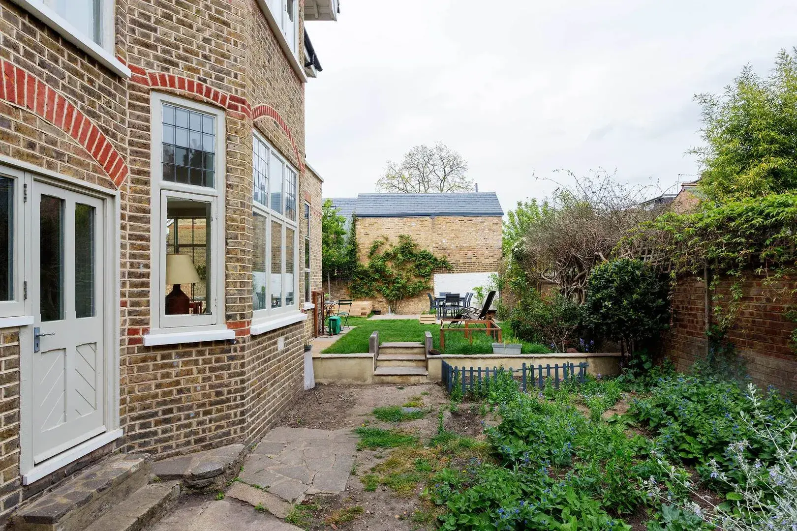 Upper Richmond Road West, holiday home in London