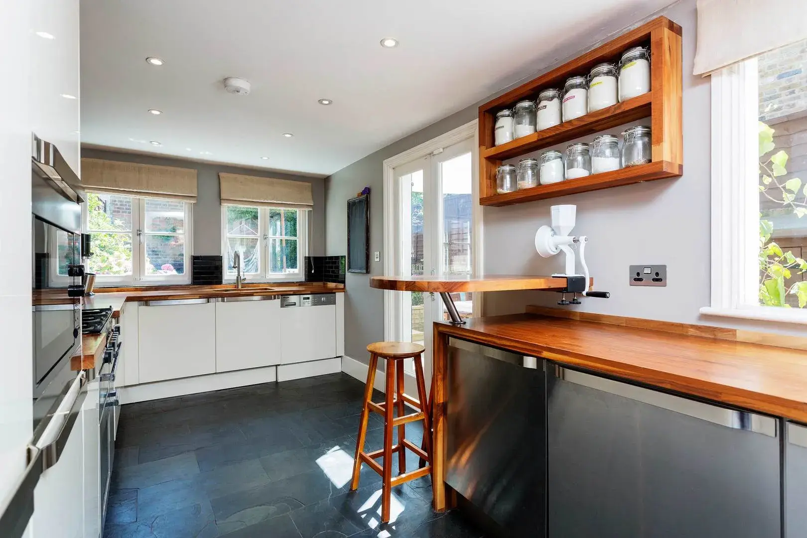 Saltram Crescent, holiday home in London