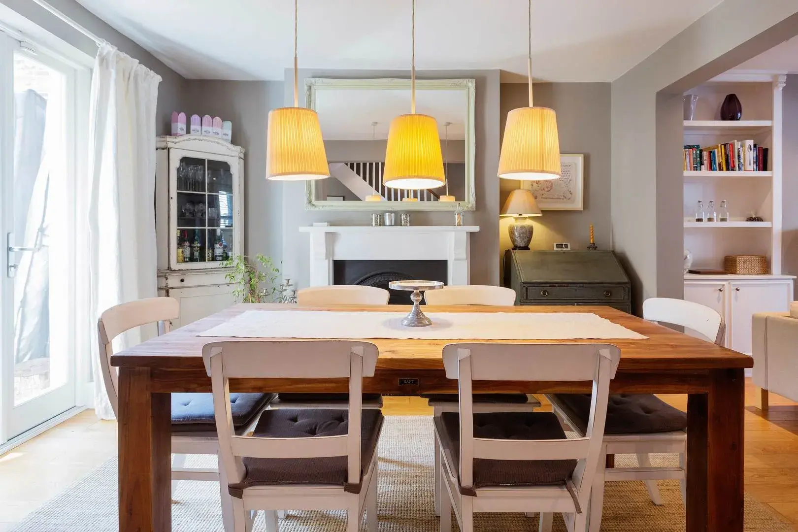 Saltram Crescent, holiday home in London