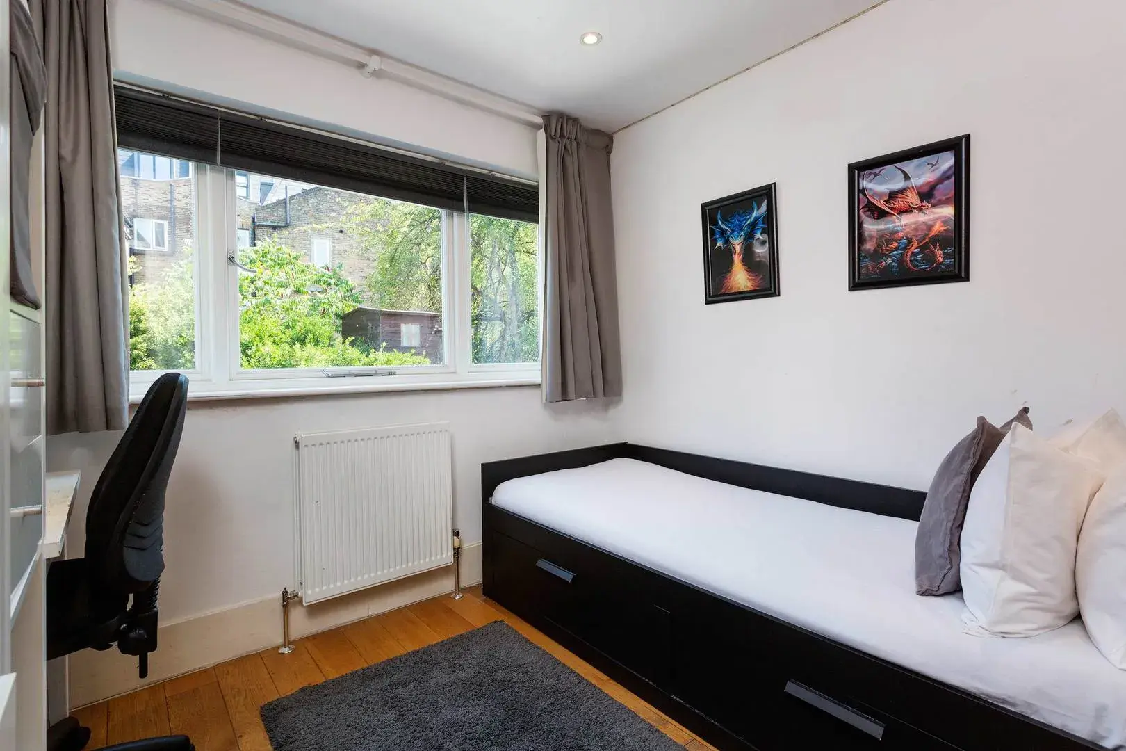 Saltram Crescent, holiday home in London