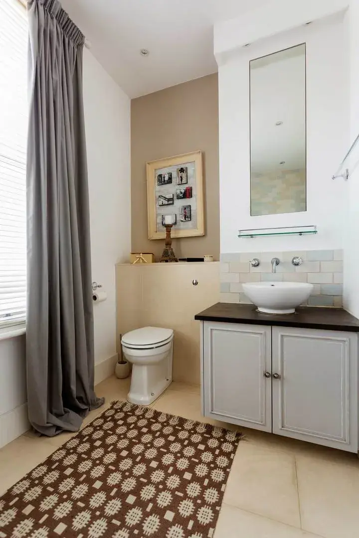 Saltram Crescent, holiday home in London