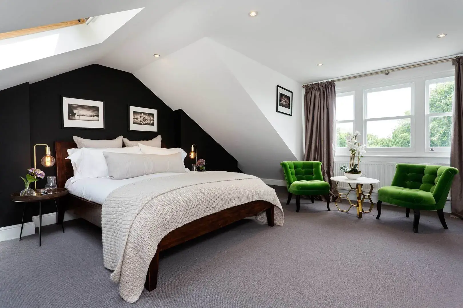 Larkhall Rise, holiday home in Clapham, London