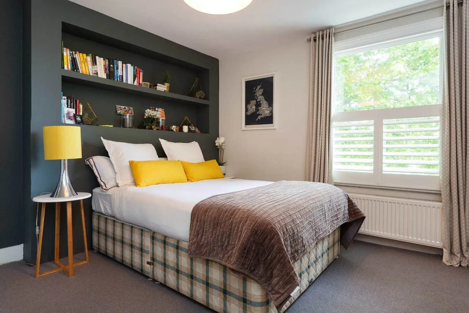 Larkhall Rise, holiday home in Clapham, London