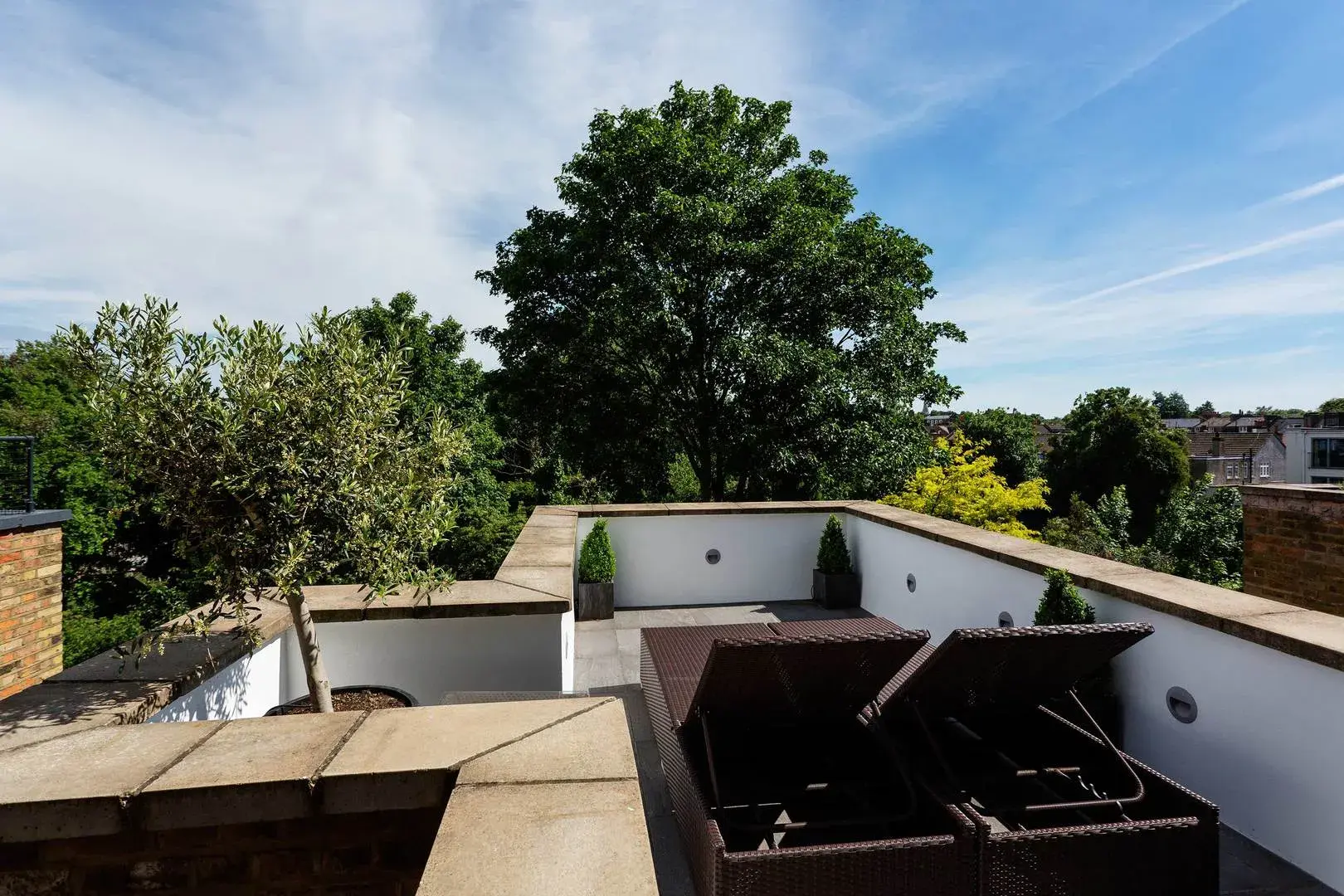 Larkhall Rise, holiday home in Clapham, London