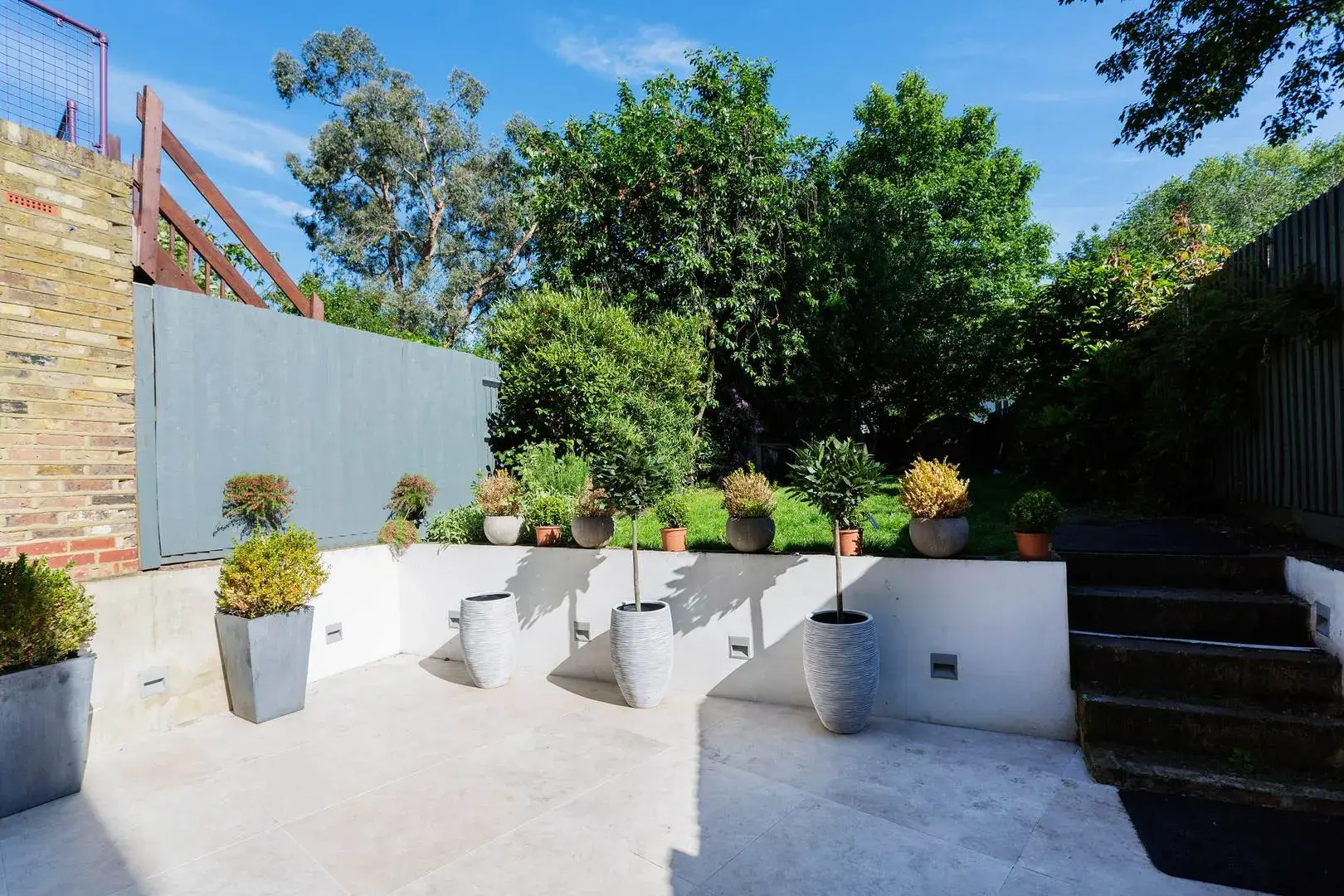 Larkhall Rise, holiday home in Clapham, London