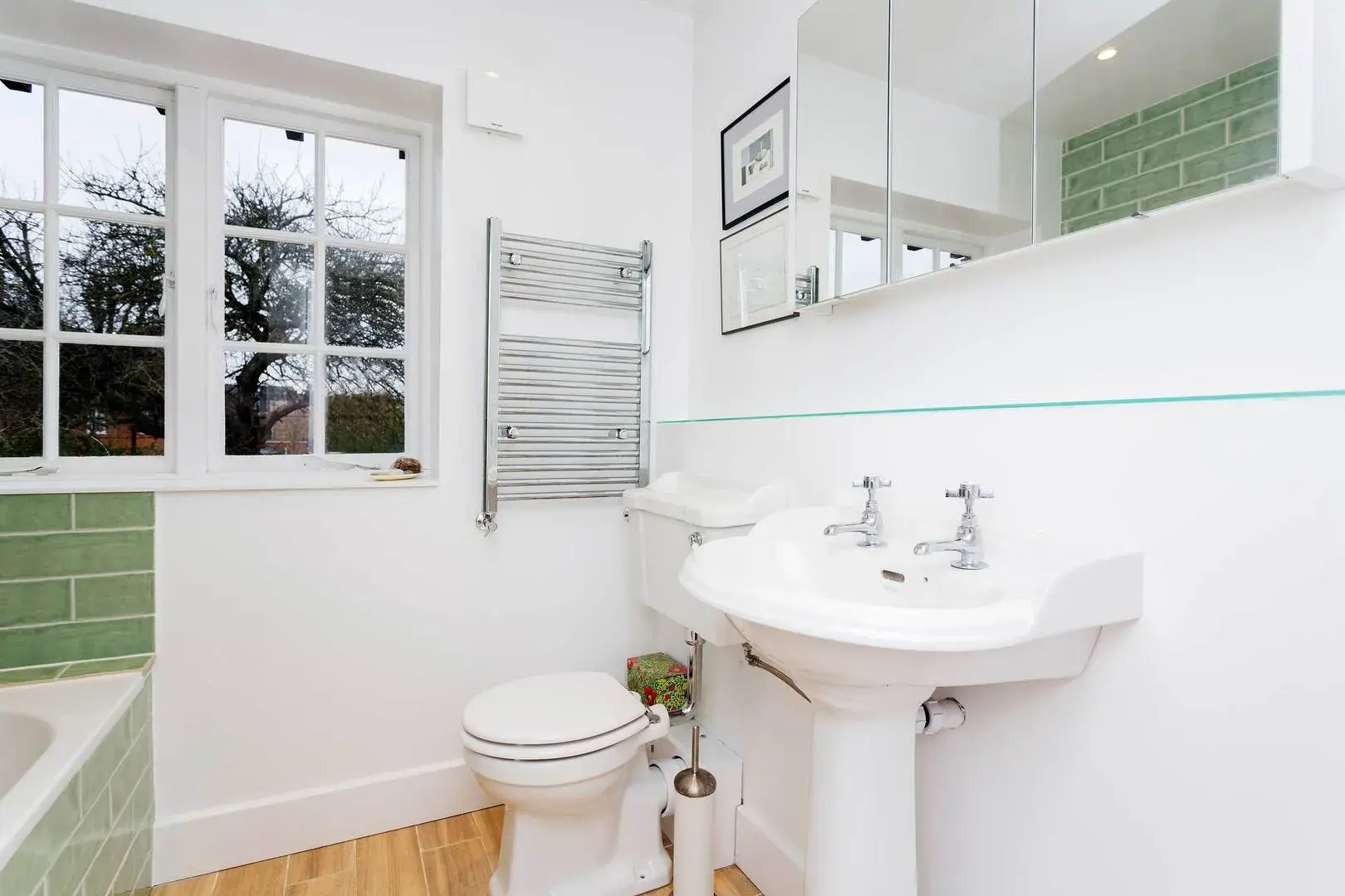 Hemlock Road, holiday home in London