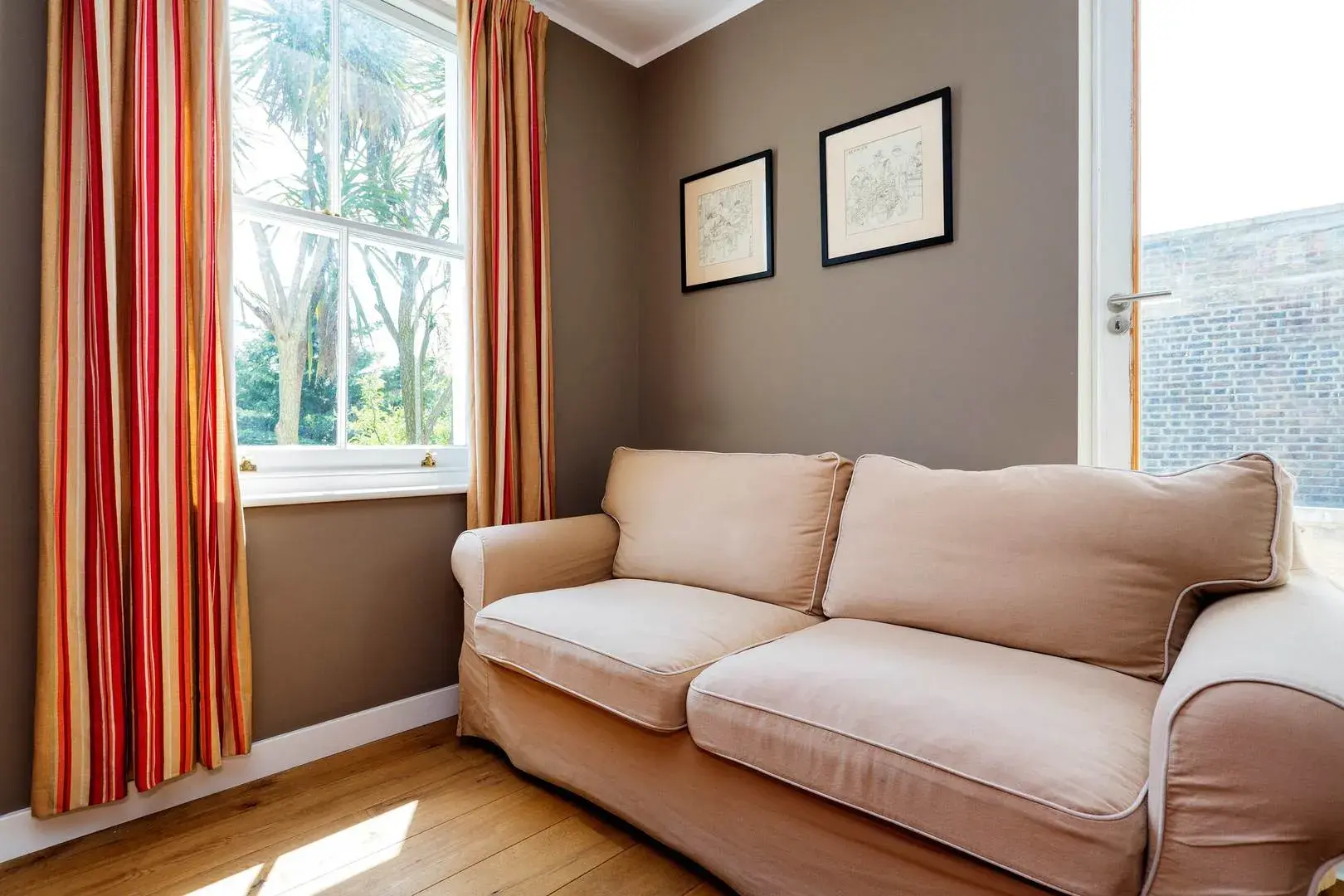 Chetwynd Road, holiday home in London