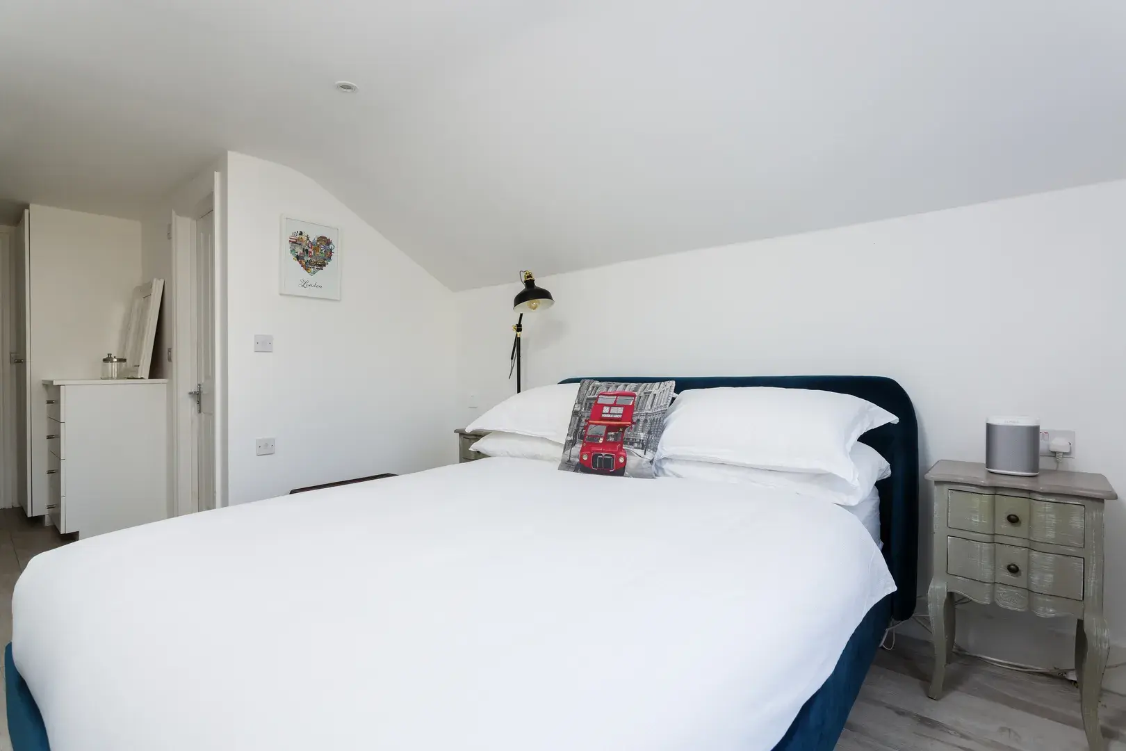 Sistova Road, holiday home in London