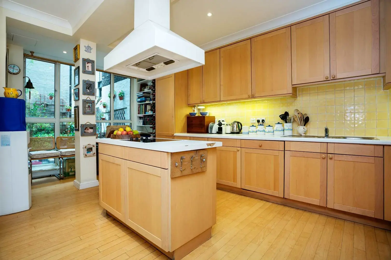 Lower Sloane Street, holiday home in Chelsea, London