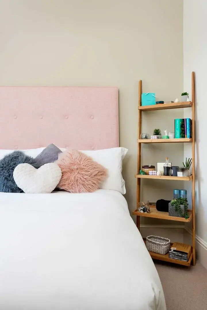 Eglantine Road, holiday home in Wandsworth, London