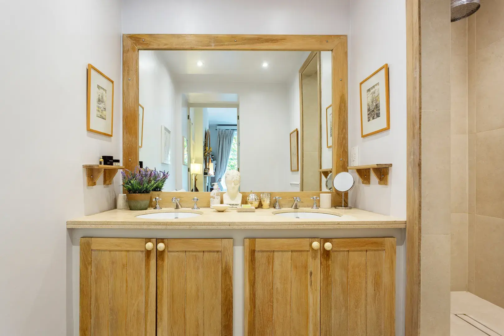 Cornwall Gardens, holiday home in Kensington, London