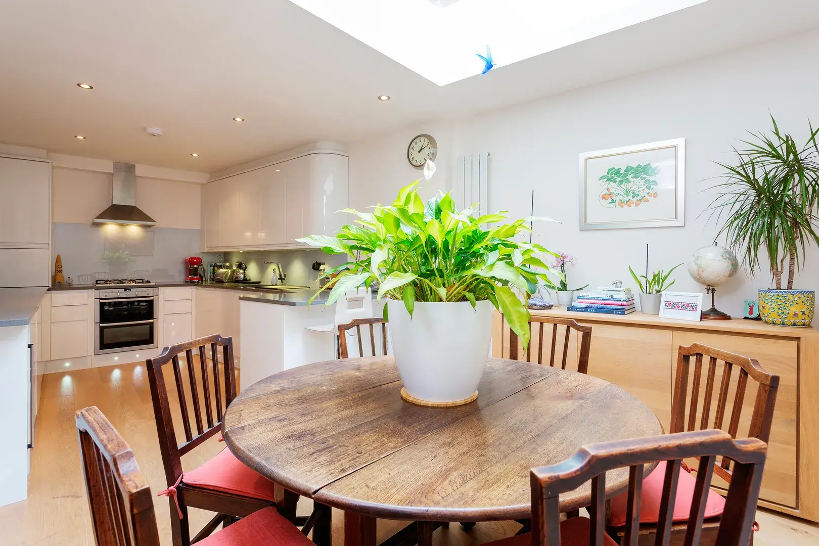 Bromells Road, holiday home in Clapham, London