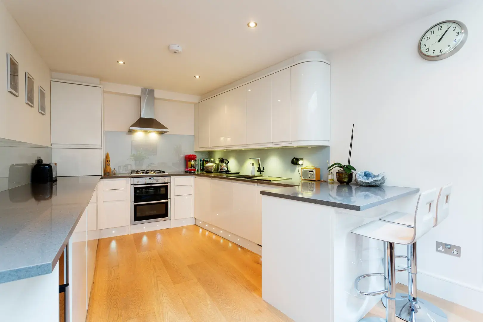 Bromells Road, holiday home in Clapham, London