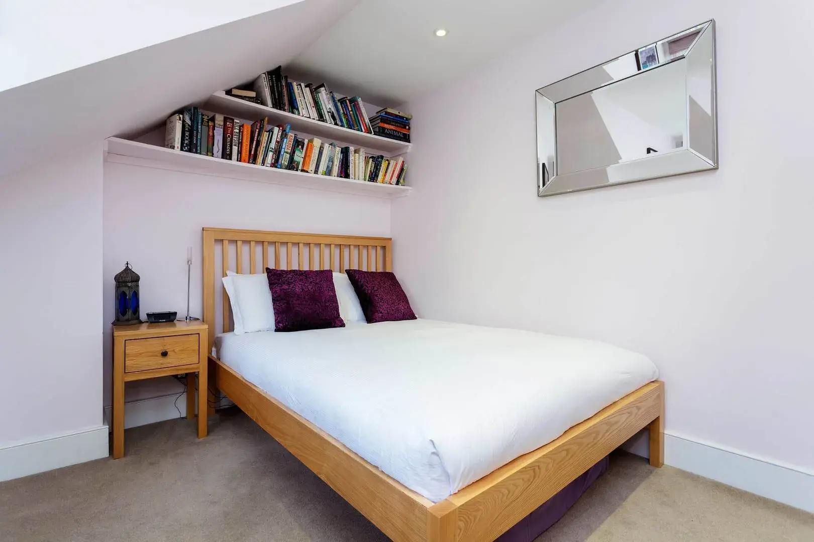 Vineyard Hill Road, holiday home in Wimbledon – South London, London