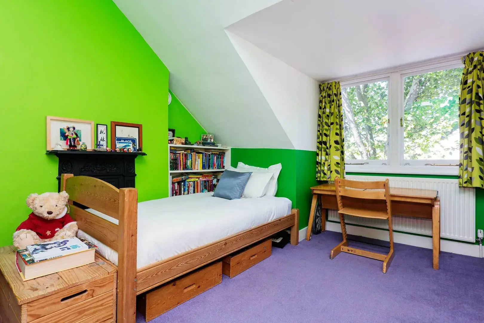 Thornton Avenue, holiday home in Chiswick, London