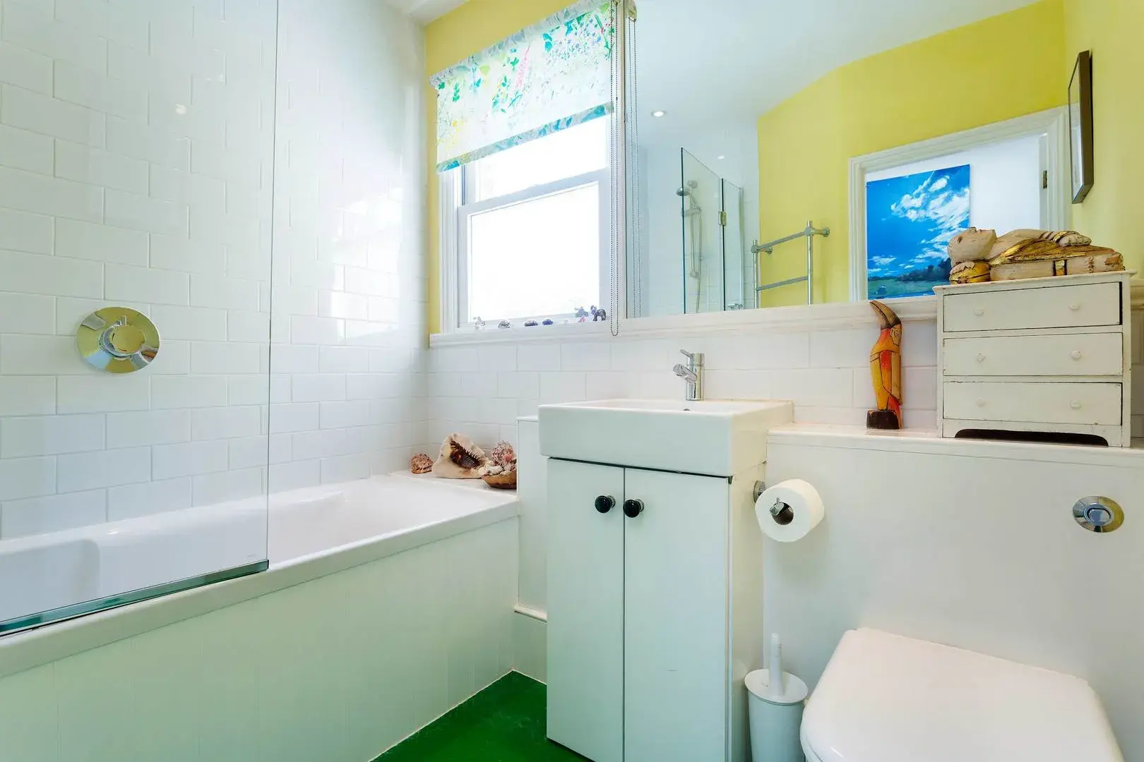 Thornton Avenue, holiday home in Chiswick, London