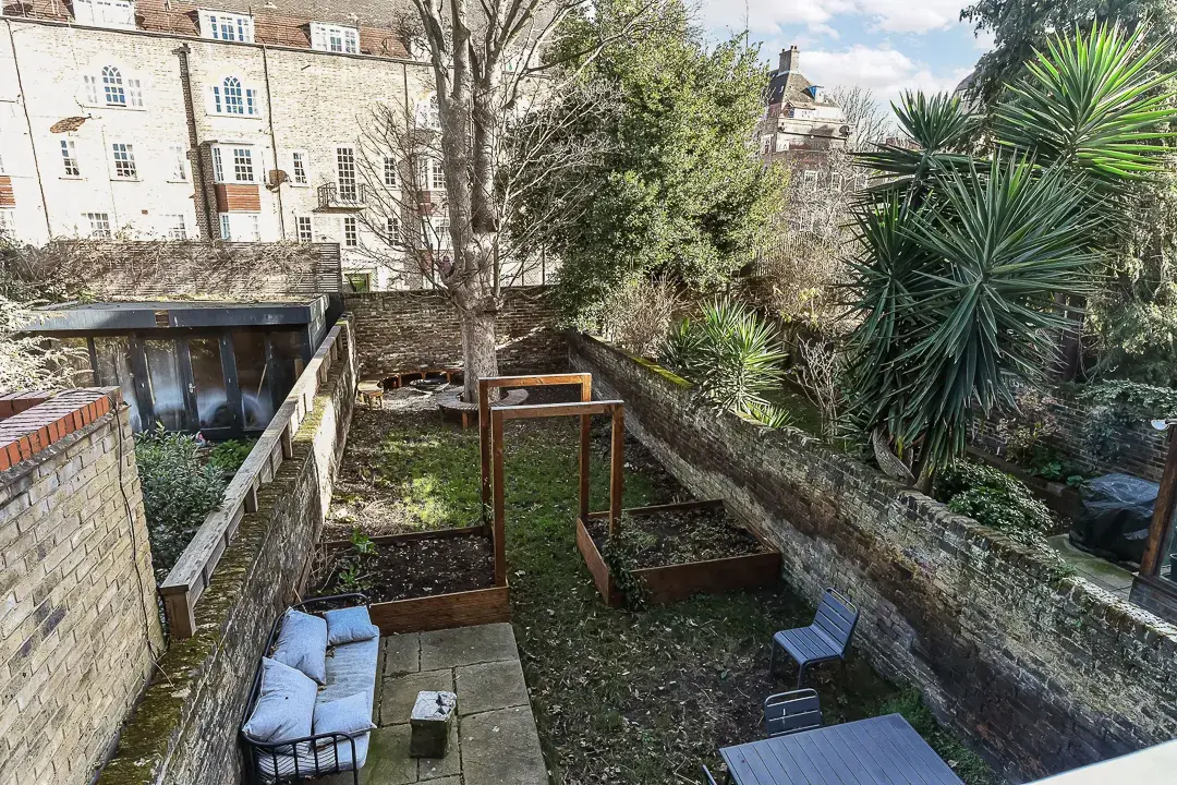 Killyon Road, holiday home in Clapham, London