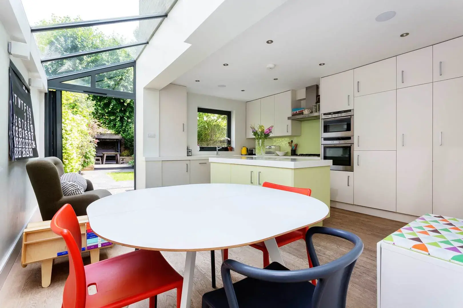 Elfort Road, holiday home in Highbury, London
