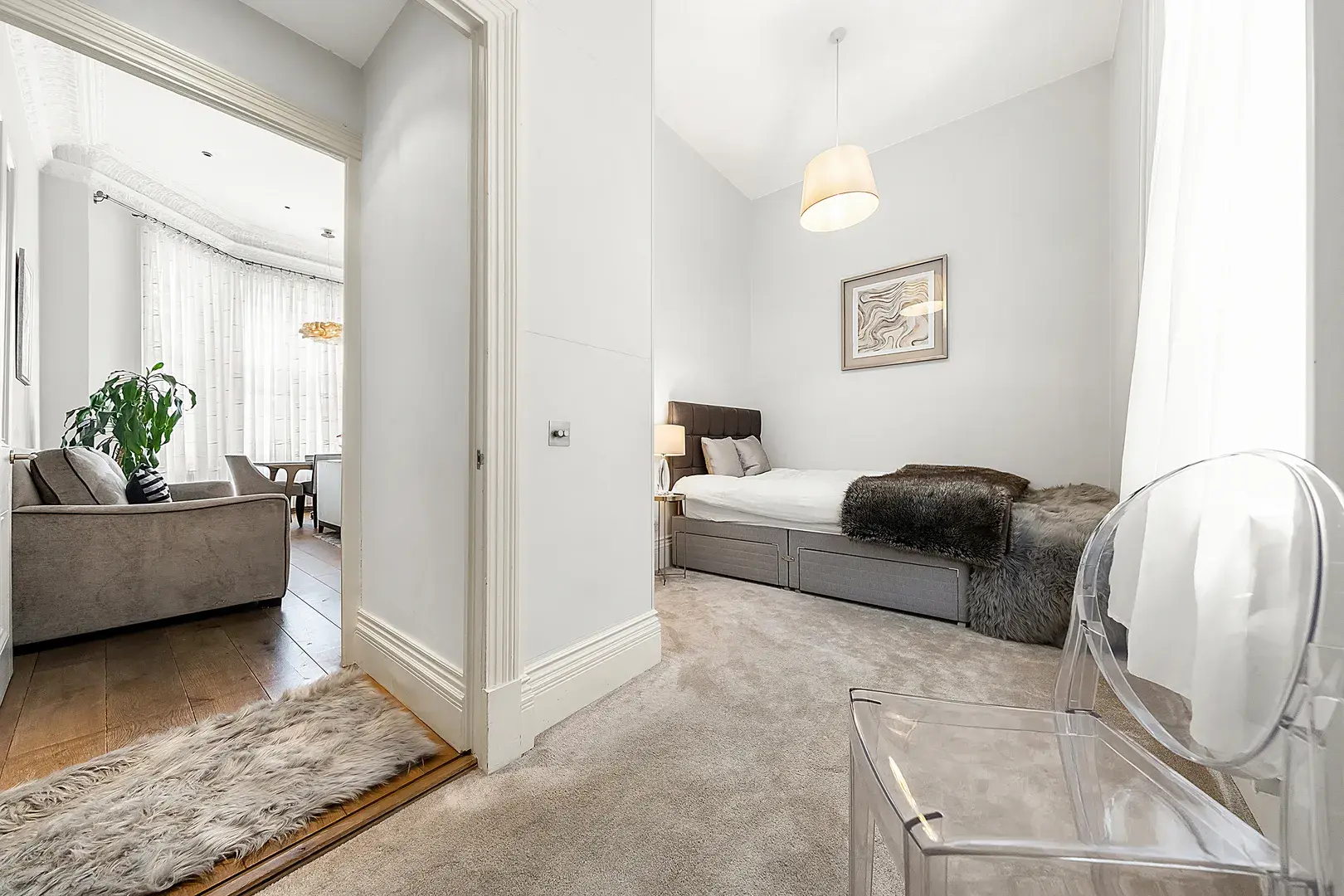 Holland Park Gardens, holiday home in Kensington, London