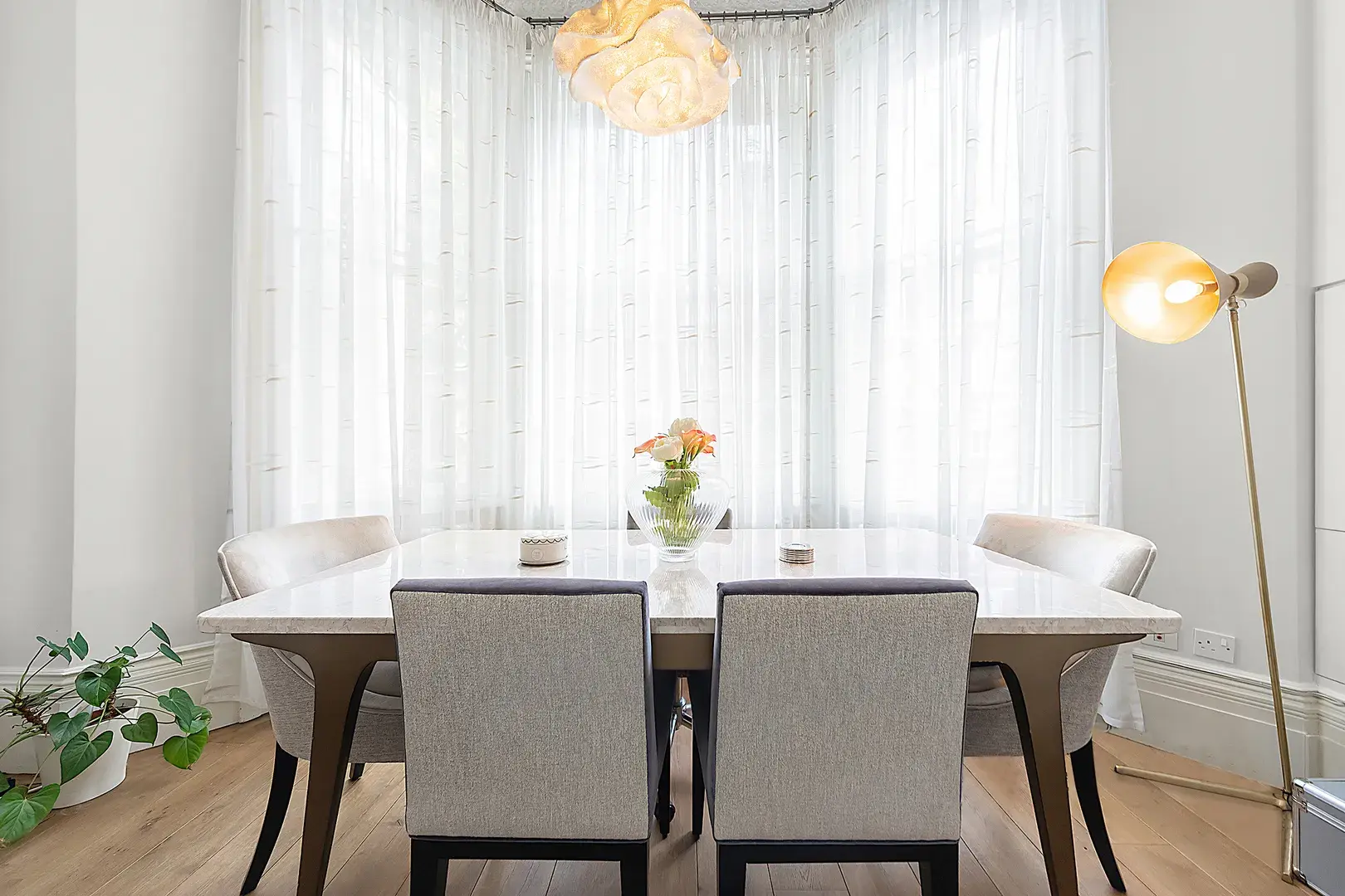 Holland Park Gardens, holiday home in Kensington, London