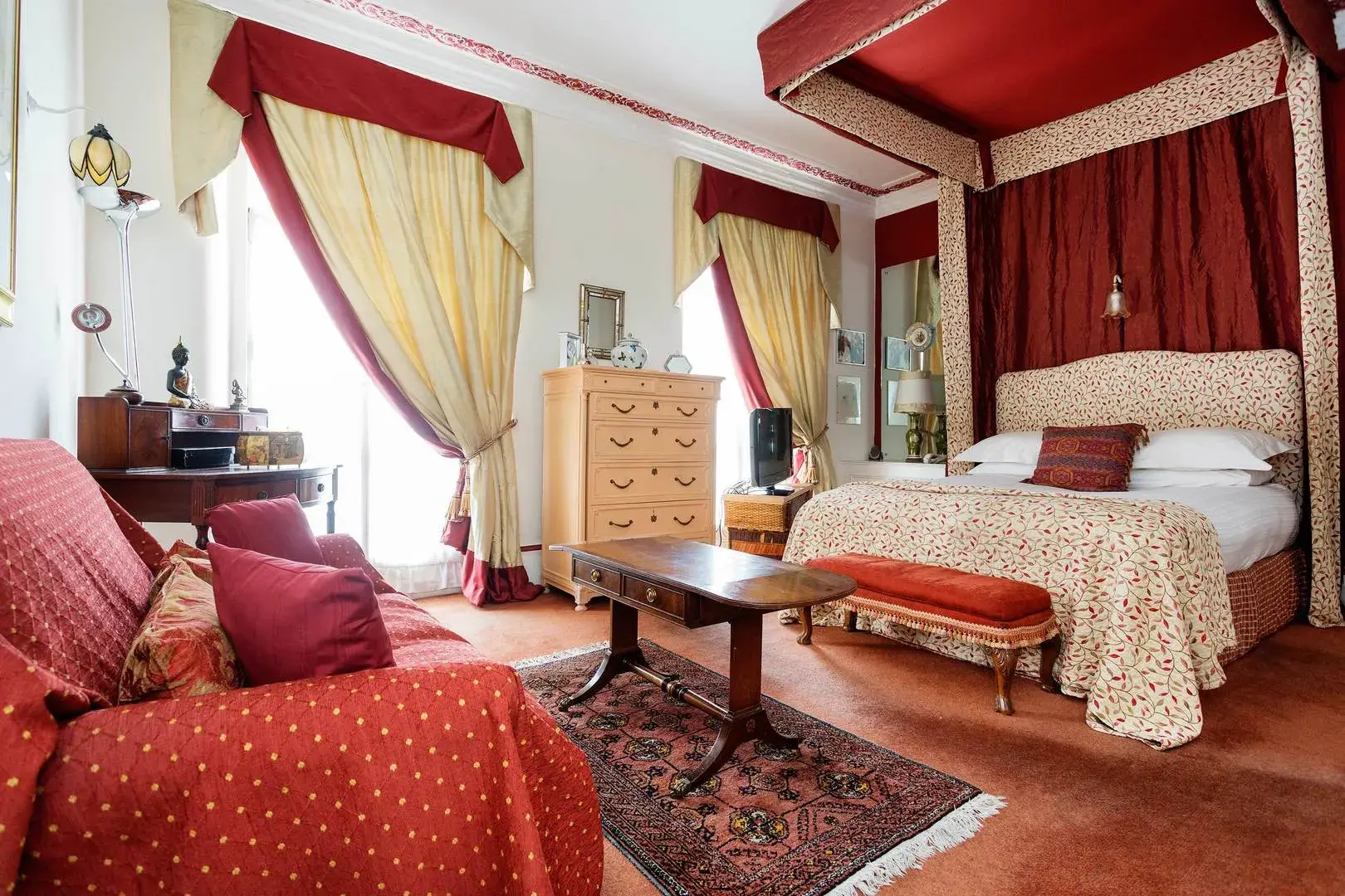 Cliveden Place, holiday home in Chelsea, London