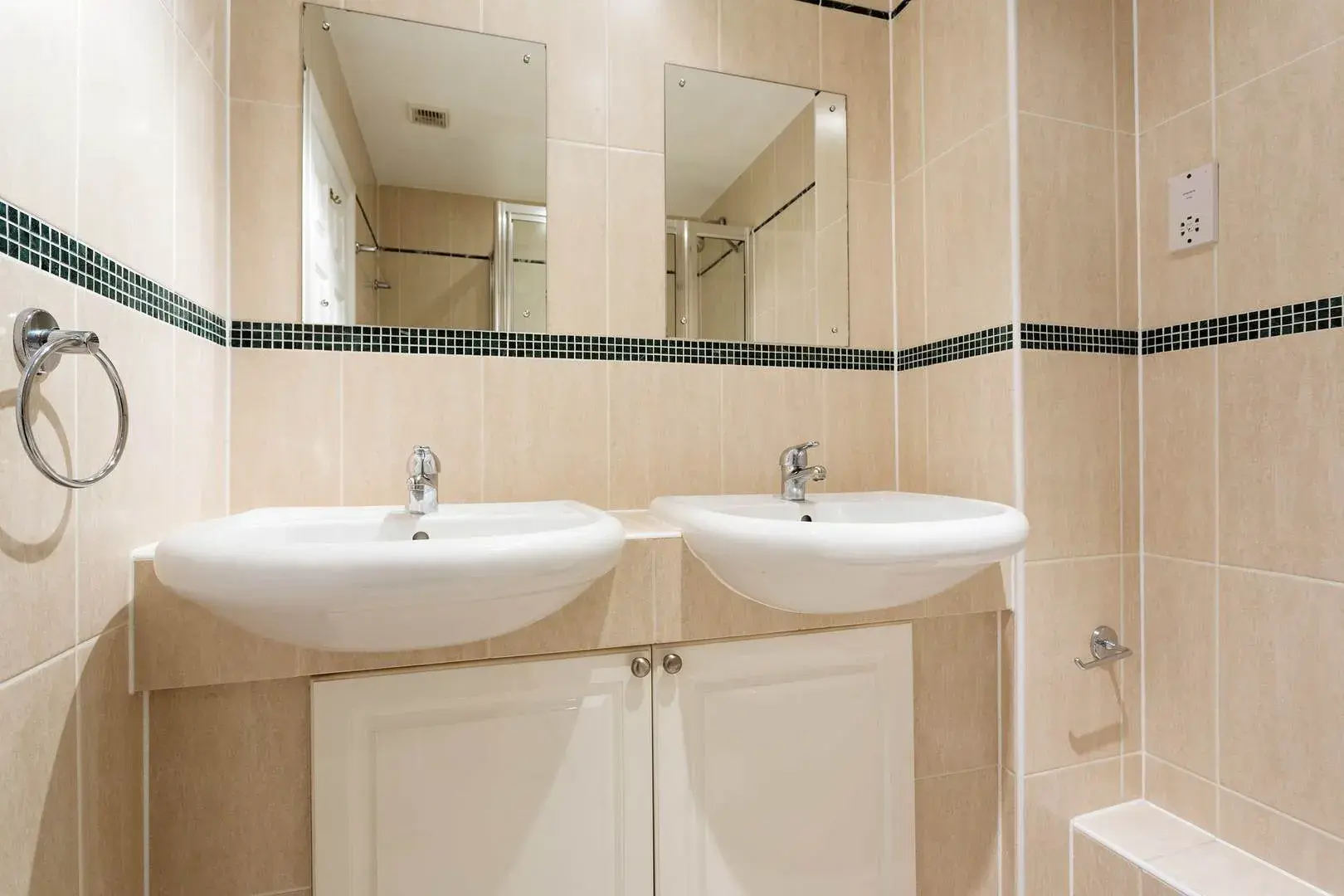 Rydon Mews, holiday home in Wimbledon – South London, London