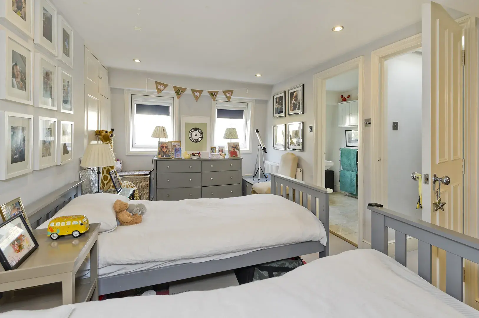 Tunis Road, holiday home in Hampstead, London