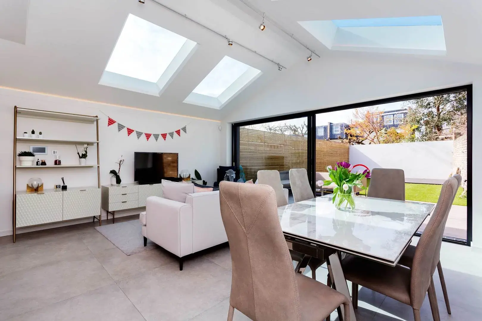 Alderbrook Road, holiday home in Clapham, London