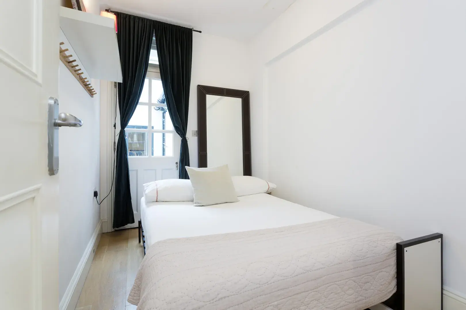 Elsham Road, holiday home in Kensington, London