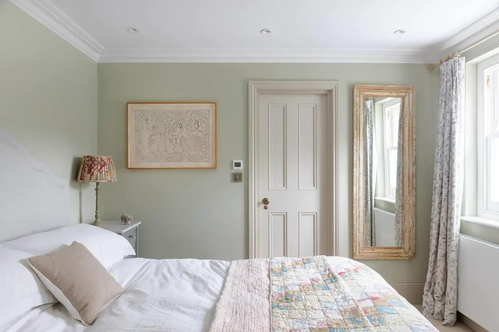 Henning Street, holiday home in Battersea, London