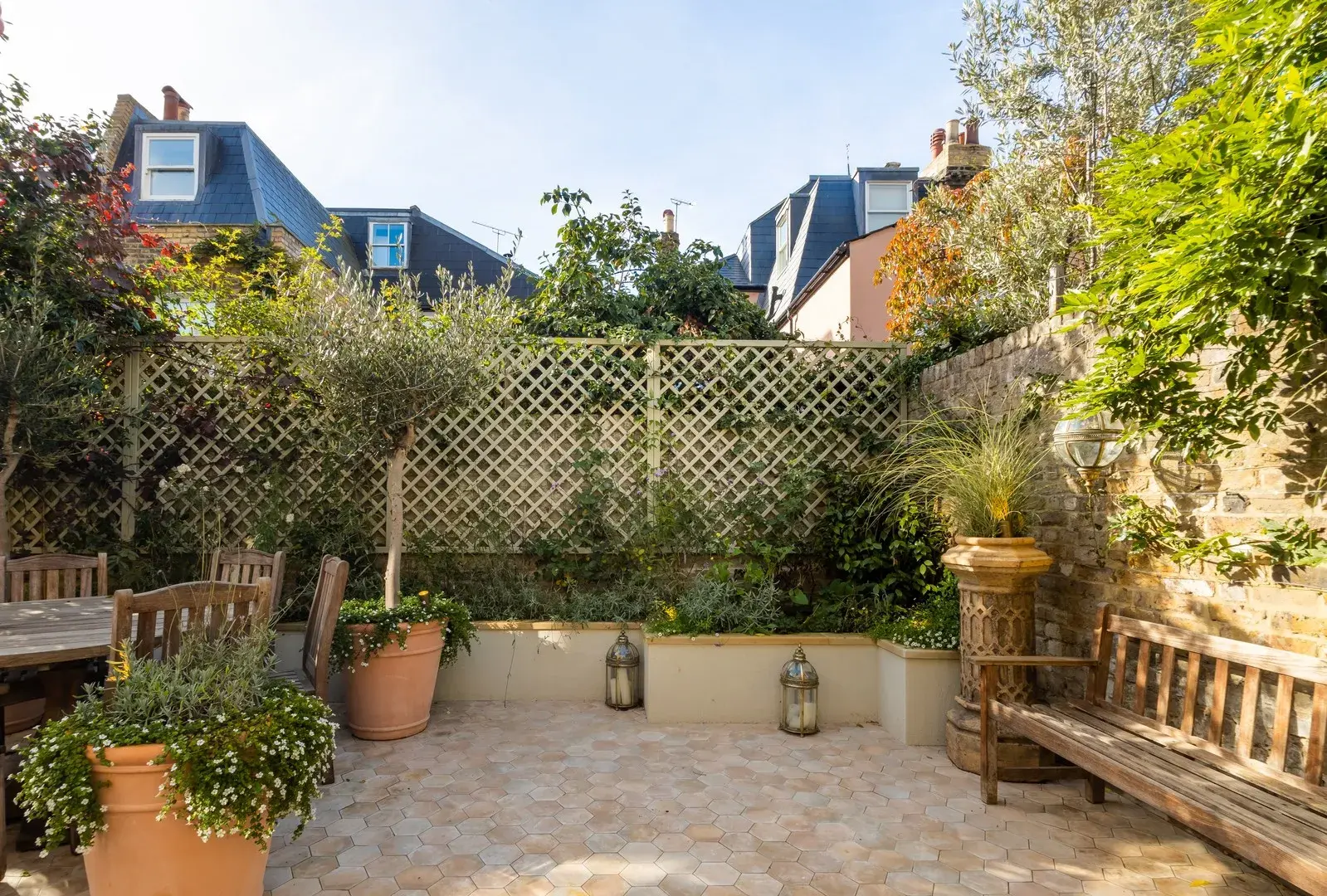 Henning Street, holiday home in Battersea, London