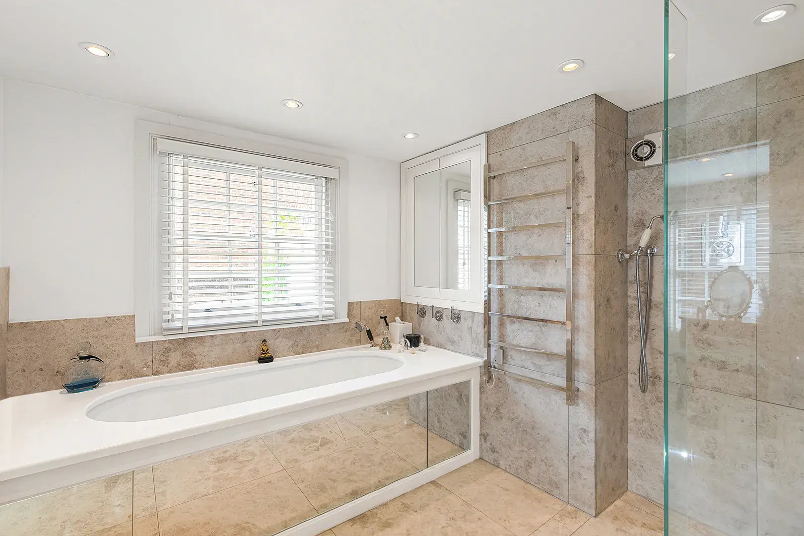 Perrins Lane, holiday home in Hampstead, London