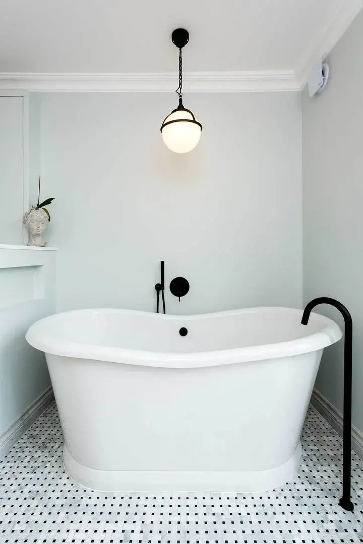 Baskerville Road Street, holiday home in Wandsworth, London