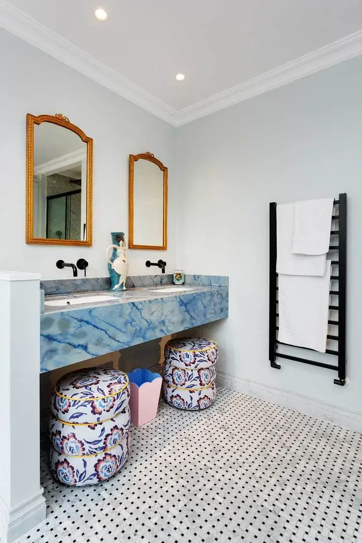 Baskerville Road Street, holiday home in Wandsworth, London