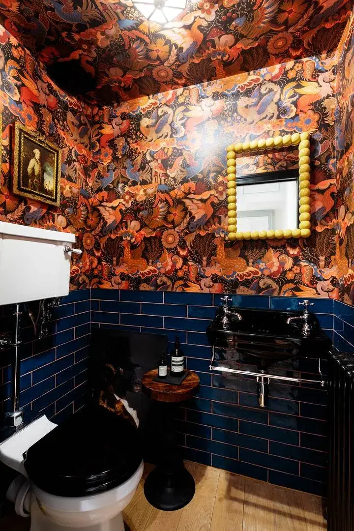 Baskerville Road Street, holiday home in Wandsworth, London