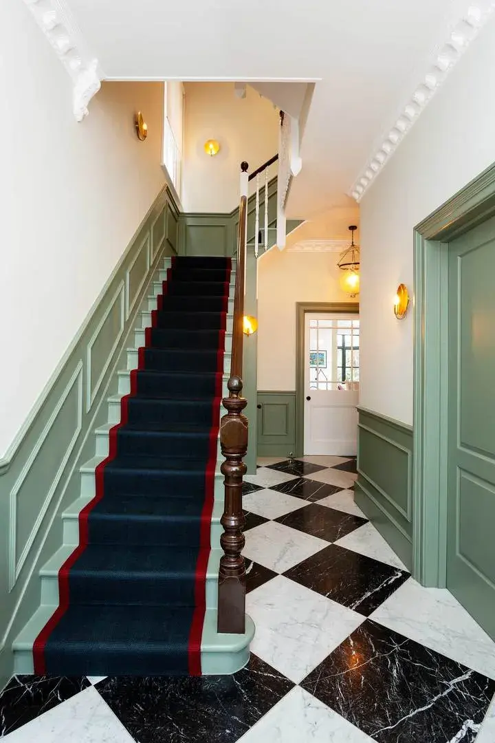 Baskerville Road Street, holiday home in Wandsworth, London