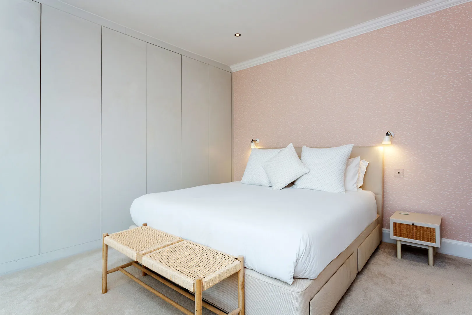 Frewin Road II, holiday home in Wandsworth, London