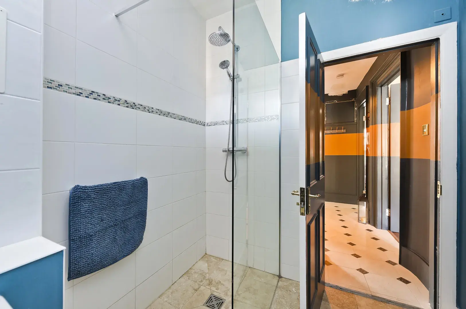 Kings Road, holiday home in Richmond, London