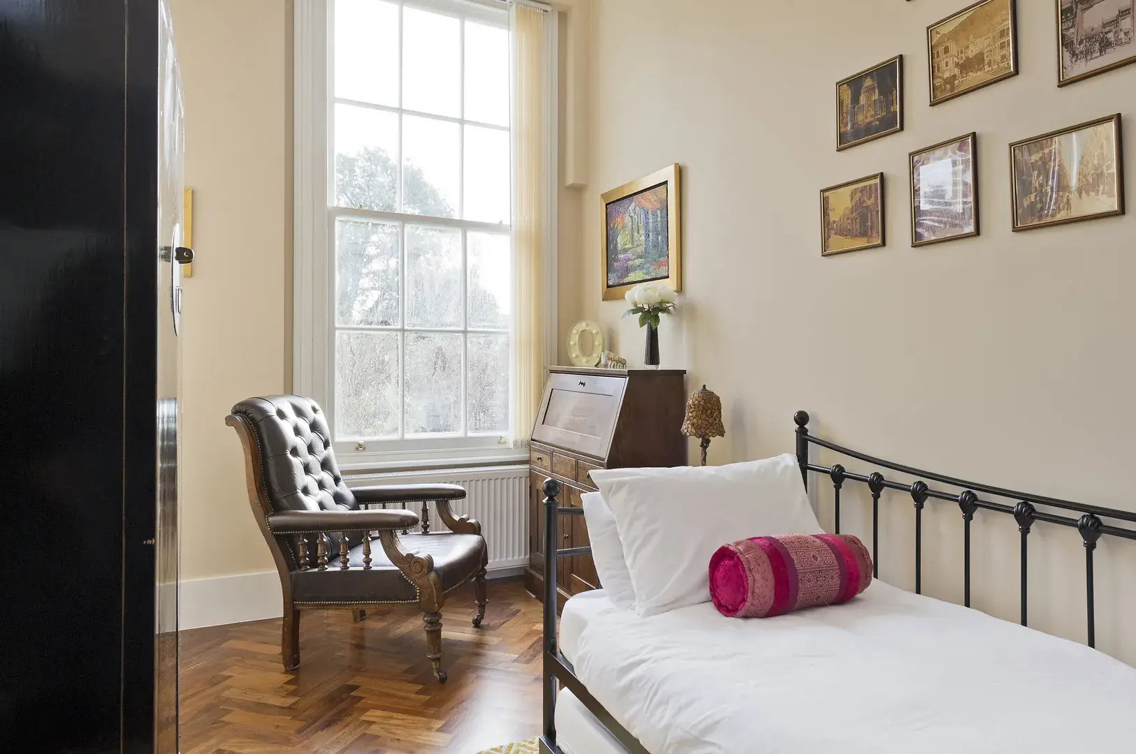 Kings Road, holiday home in Richmond, London