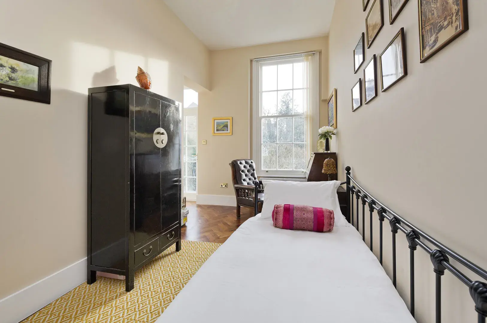 Kings Road, holiday home in Richmond, London