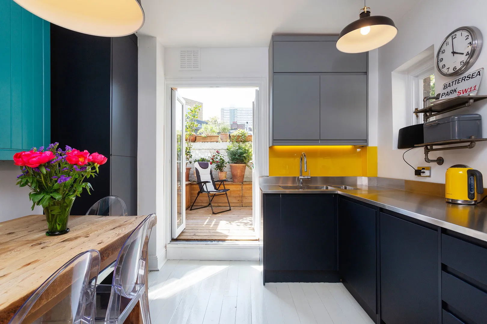 Winders Road, holiday home in Battersea, London