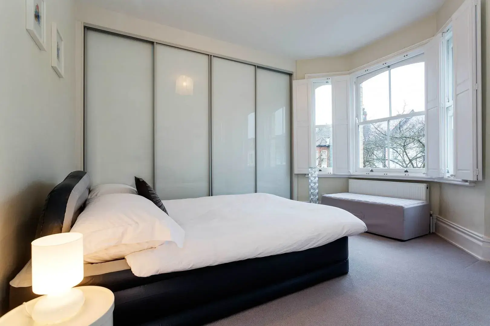 Ingelow Road, holiday home in Battersea, London